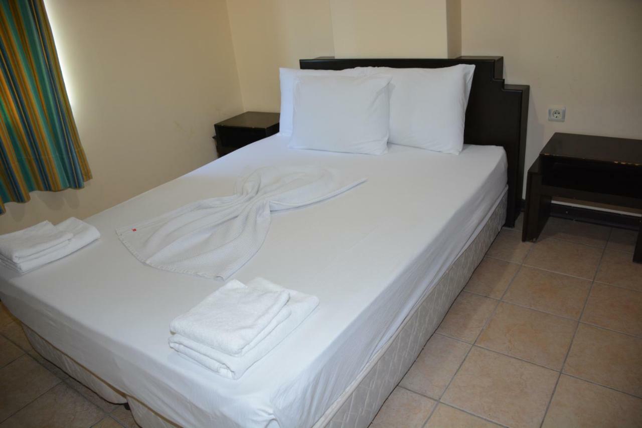 Bahceli Family Otel Antalya Luaran gambar